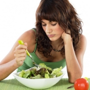 4 komoly jel, ami súlyos étkezési zavarokra utalhat