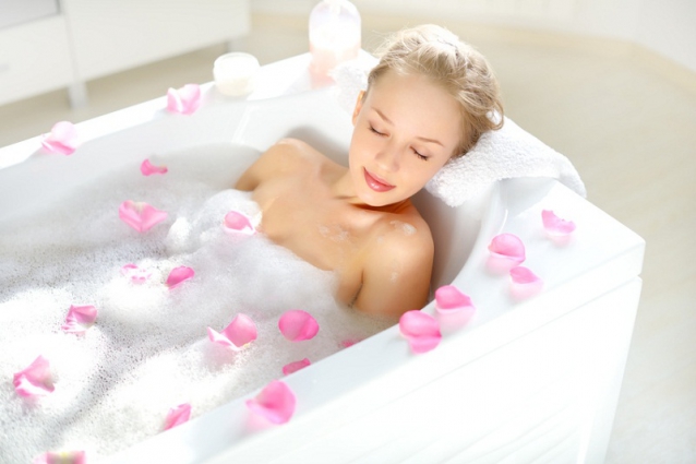 Kényeztető anti-aging fürdő otthon - Így készítsd el