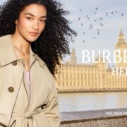Olivia Dean a Burberry új illatának arca